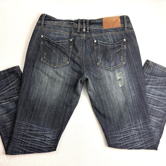 Almost Famous Lowrise Super Whisker Faded Denim Straight Leg Western Jean (15) - Picture 2 of 15